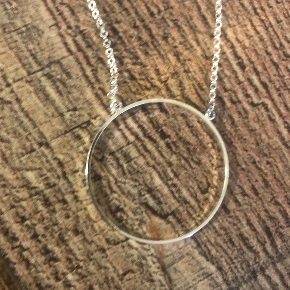 Lele Sadoughi Circle necklace - Picture 2 of 9